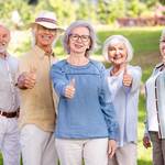 Seniorengruppe im Park